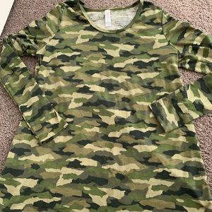 S lynnae camo lularoe